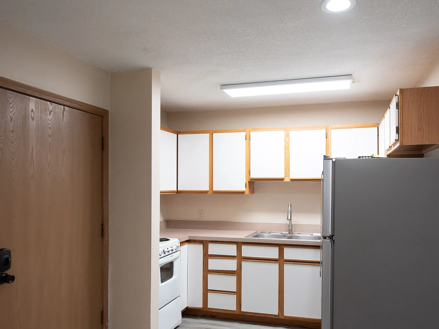 1 bed, 700 sqft, $825 — Photo 4