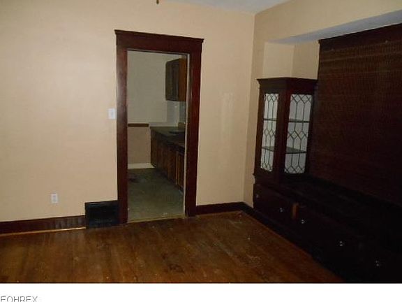 3rd image of 4303 W 17th St