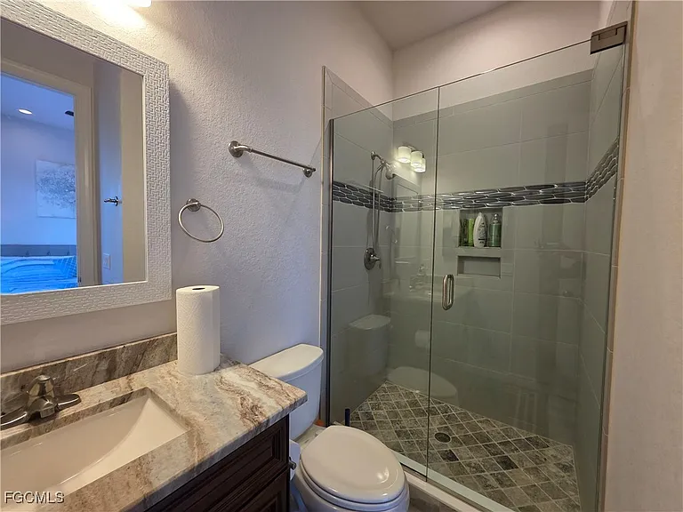 1255 NW 38th Ave — Photo 36