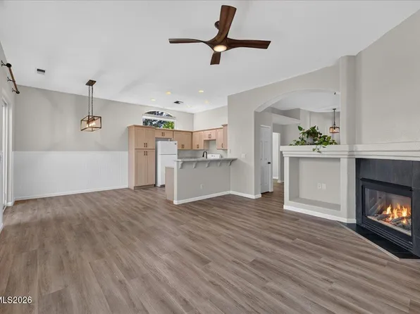 160 Sageglen Dr, Verdi, NV 89439