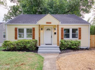 904 Banks Ave, Knoxville, TN 37917