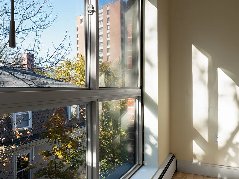 16 Trowbridge Street Cambridge MA 02138 — Photo 19