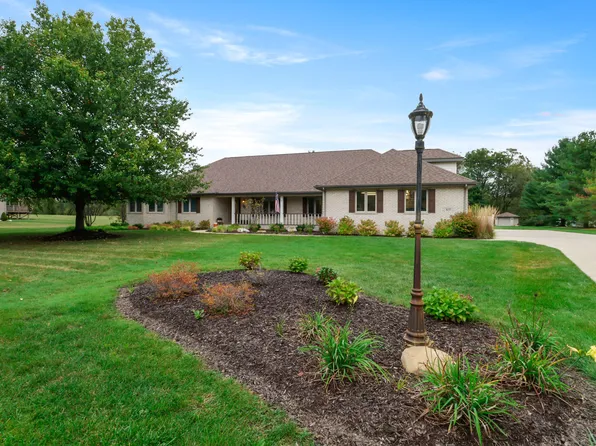 835 Elk Ln, Westville, IN 46391