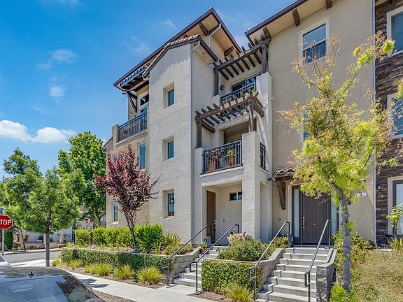 4th image of 3097 Lina St #5