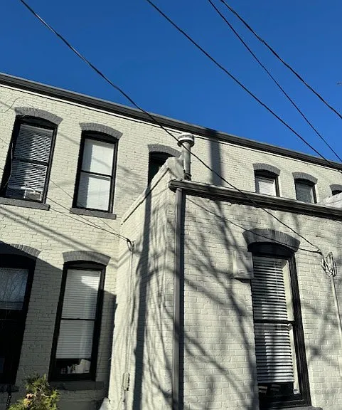 825 27th St — Photo 26