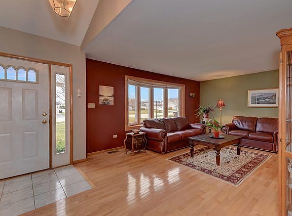 4th image of 850 Wildwood Dr