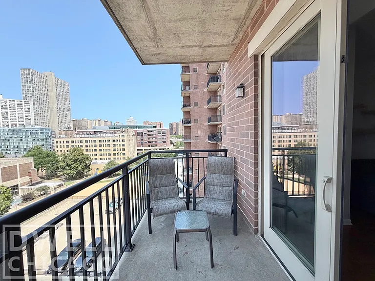 828 W Grace St #804 — Photo 3
