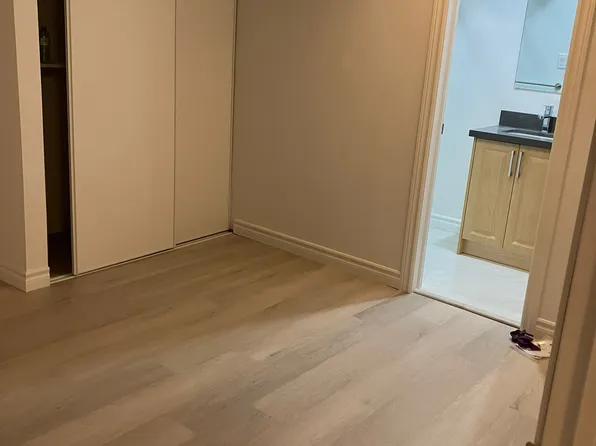 29 Sandy Point Dr S, Richmond Hill, ON