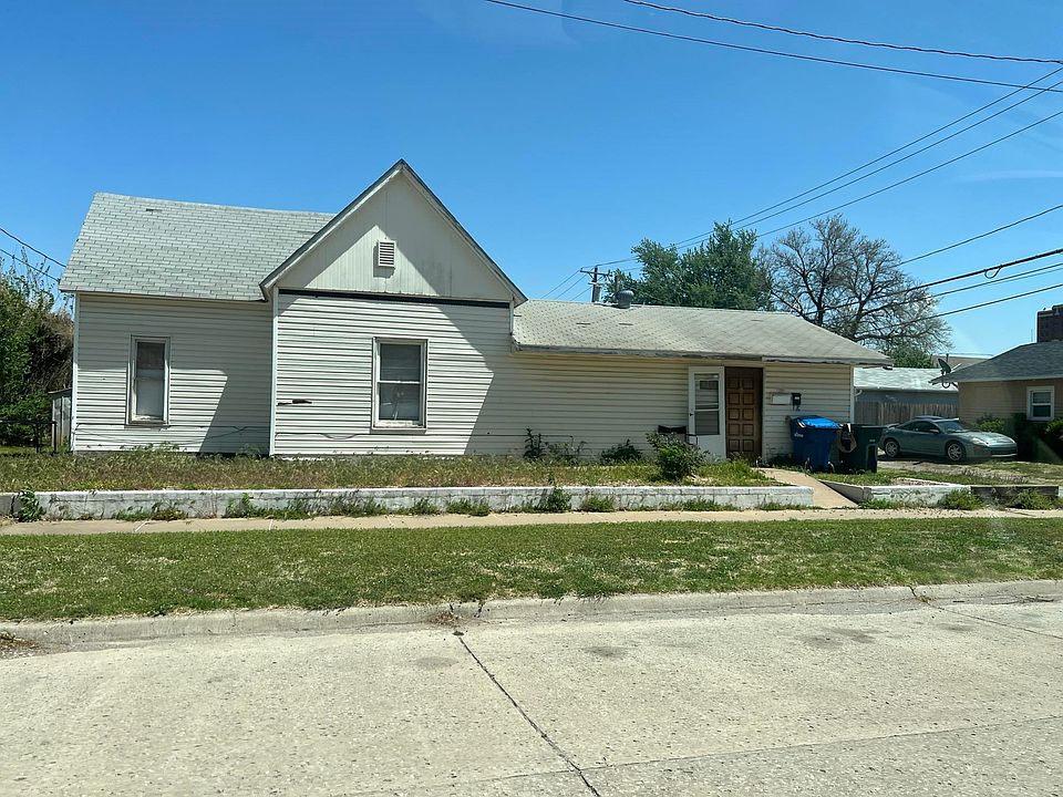 2nd image of 515 N Adams St