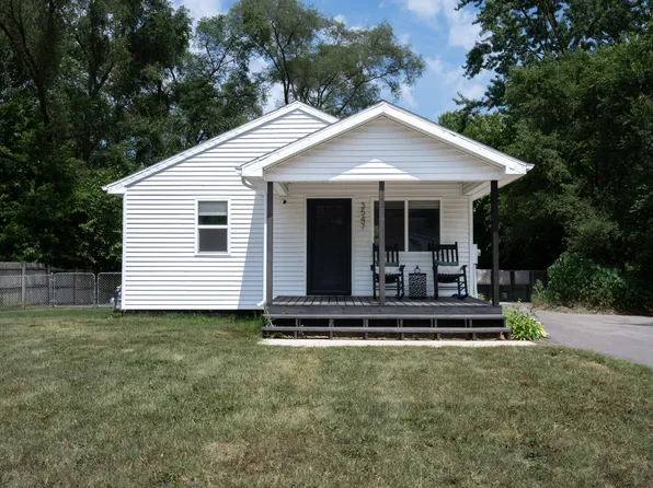 3547 Blue Creek Rd, Benton Harbor, MI 49022
