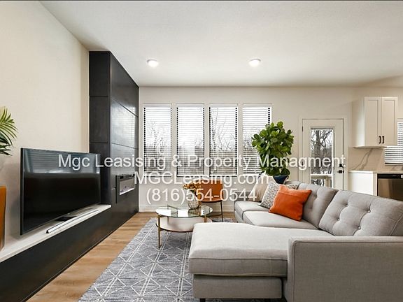 3rd image of 6543 Marsh Ave