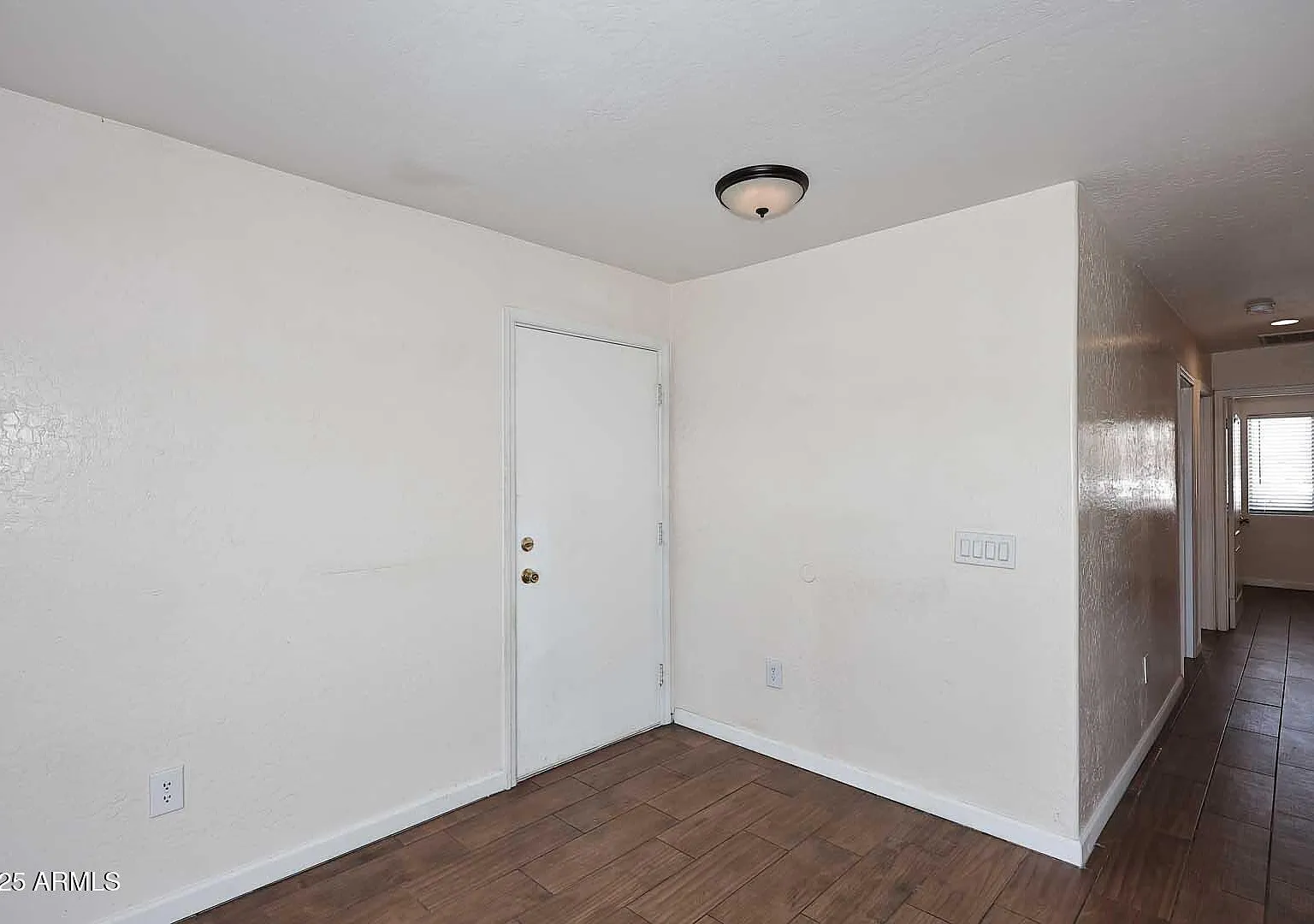 3 bed, 2.0 bath, 1000 sqft, $1,500 — Photo 4