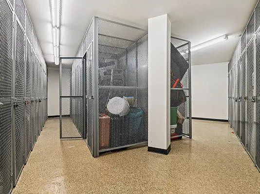 1935 S Archer Ave #215 — Photo 31