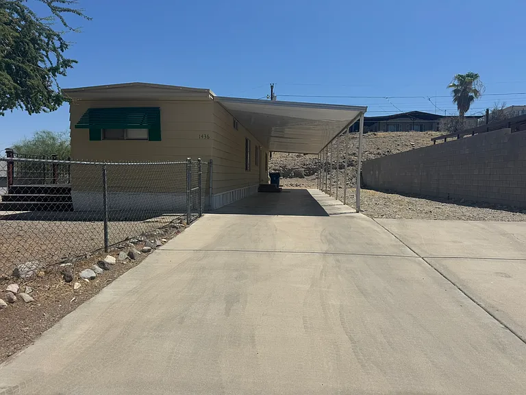 1436 Rio Vista Dr — Photo 1