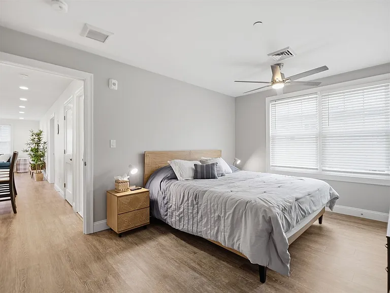 149 Pleasant St #2 — Photo 17