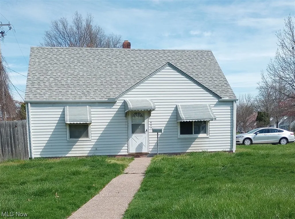 465 Babbitt Rd photo 1