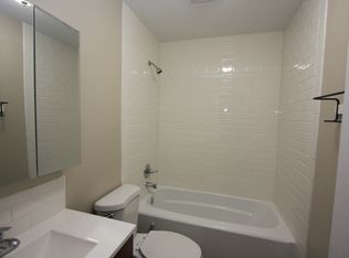 1626 SE Lexington St APT 3, Portland, OR 97202