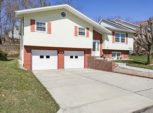 211 Berkeley Dr, Lancaster, OH 43130