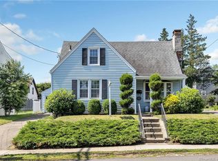 665 Wilcoxson Ave, Stratford, CT 06614