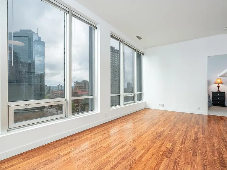 989 Nelson St #903 — Photo 14