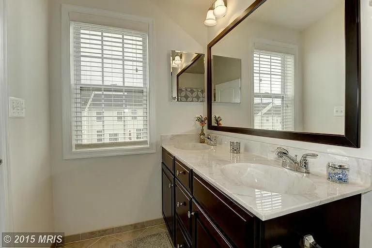 43243 Loudoun Reserve Dr — Photo 14