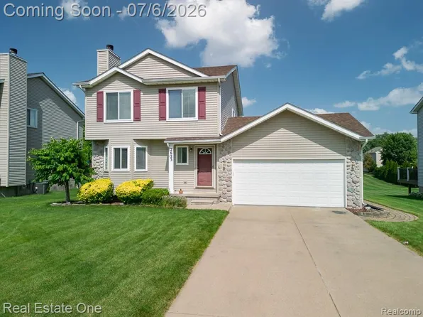 2623 Bonita Dr, Waterford, MI 48329