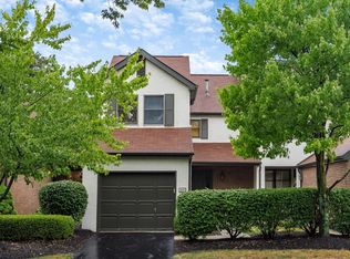 5252 Willow Grove Pl S, Dublin, OH 43017