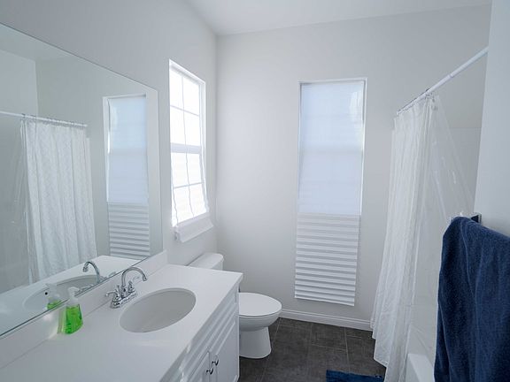 2nd image of 1087 Rolling Dunes Way