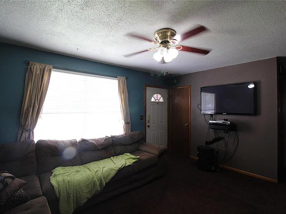 4th image of 12 Lily Ave