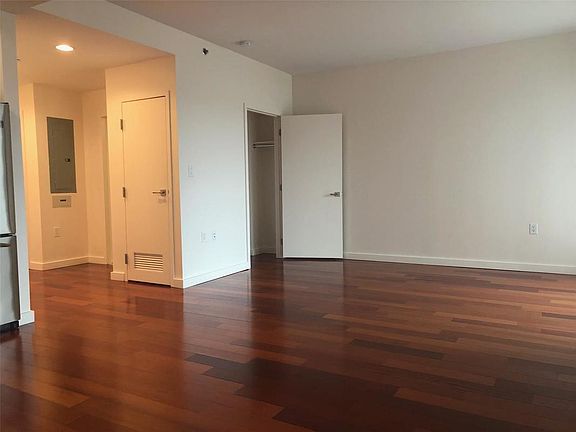 3rd image of 2130 A C P Jr Blvd APT 4J