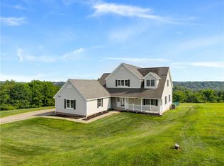 3306 Grandview Rd, Ellwood City, PA 16117