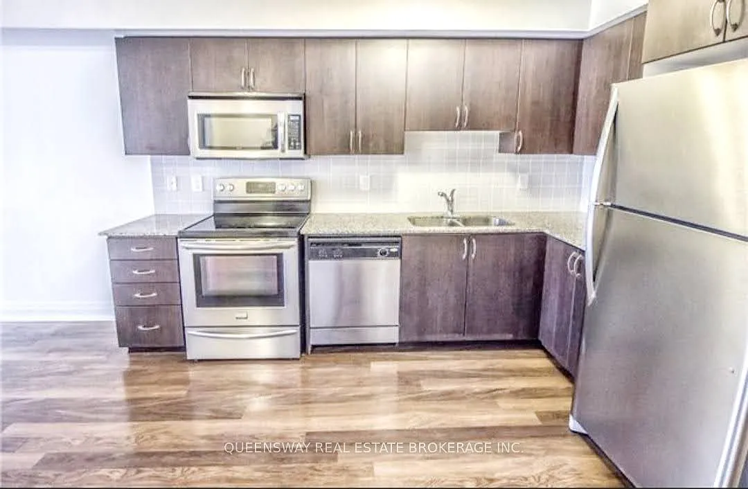 2 bed, $2,400 — Photo 4