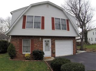 312 William St, New Milford, NJ 07646