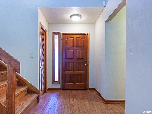 3rd image of 4930 NW 64th Blvd