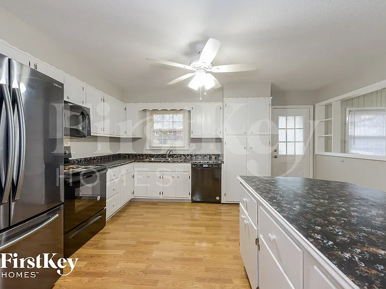 107 Hillcrest Rd — Photo 6