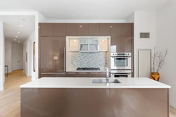 Rented by R New York | media 5