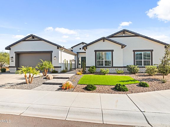 2nd image of 17457 N 51st Way