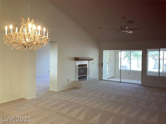 3rd image of 8636 Prairie Hill Dr