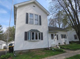 169 W Moore St, Berlin, WI 54923