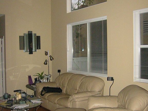 Living room-wood floor