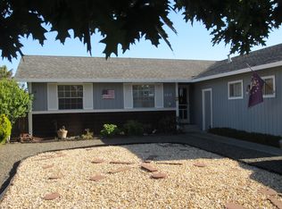 2418 Red Oak Ct, Santa Rosa, CA 95403