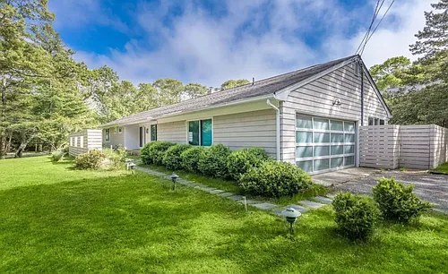 10 Albertines Ln Photo 1