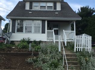 822 E University St, Wooster, OH 44691