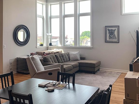 3rd image of 604-06 S 9th St #402