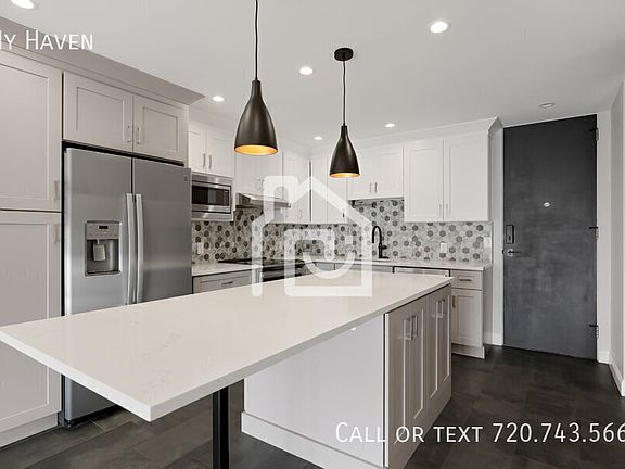 3rd image of 1050 N Corona St APT 212