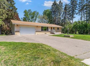 4336 Victoria St N, Shoreview, MN 55126