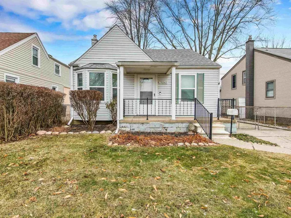 19841 Avalon St, Saint Clair Shores, MI 48080