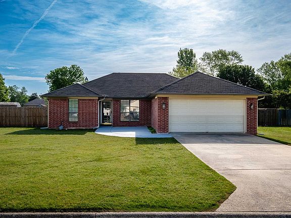 2nd image of 9 Hummingbird Dr