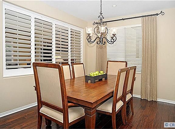 5th image of 2560 Reynolds Dr