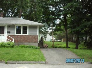 93 Moore Ave, Worcester, MA 01602